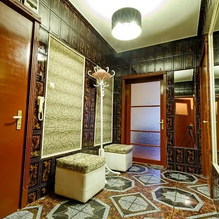 ~*spacious And Cozy 2br In The Heart Of Varna*~ * Várna