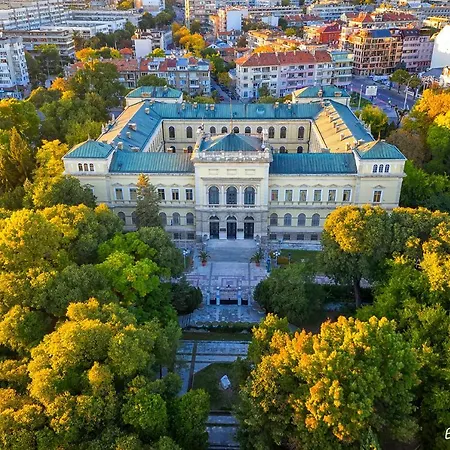 ~*spacious And Cozy 2br In The Heart Of Varna*~ Lejlighed