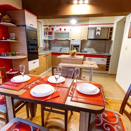 Apartman ~*spacious And Cozy 2br In The Heart Of Varna*~