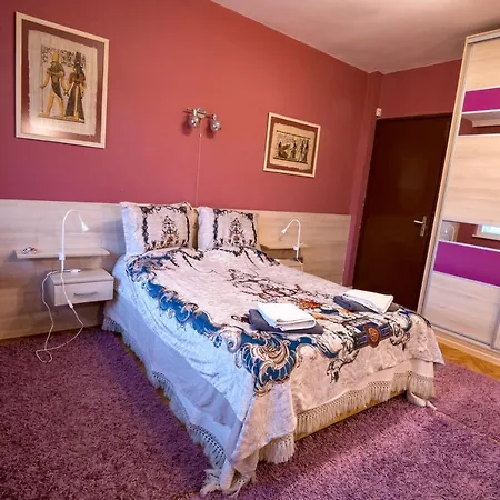 ~*spacious And Cozy 2br In The Heart Of Varna*~ Apartman Várna